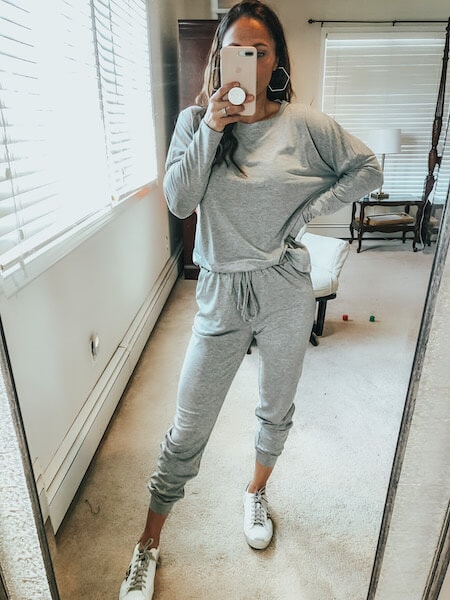woman wearing grey joggers set - cute fall outfits