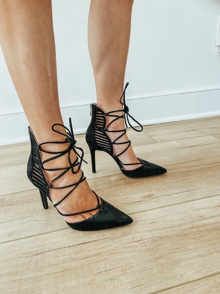 Toe Cleavage Shoes – Sexy Or Trashy?