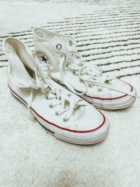 How To Clean White Converse: 8 Simple Methods | Fit Mommy In Heels