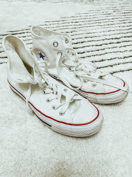 how to clean white converse high tops