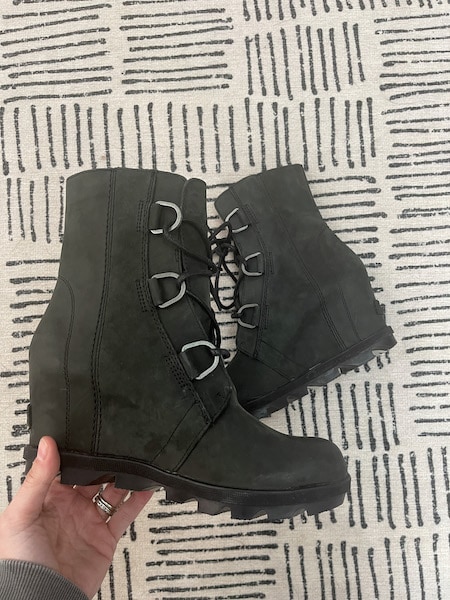 womens black sorel boots from Zappos