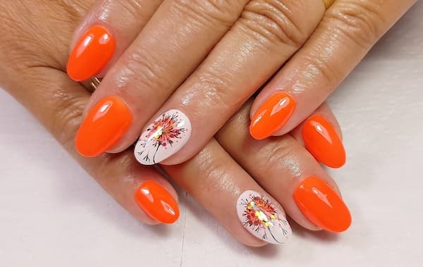 10 Ombre Manicure Ideas for Summer 2019 - theFashionSpot