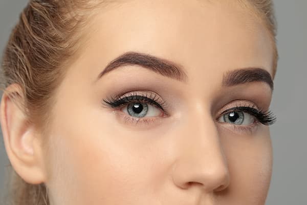 Combo Brows vs. Microblading: What’s The Difference?